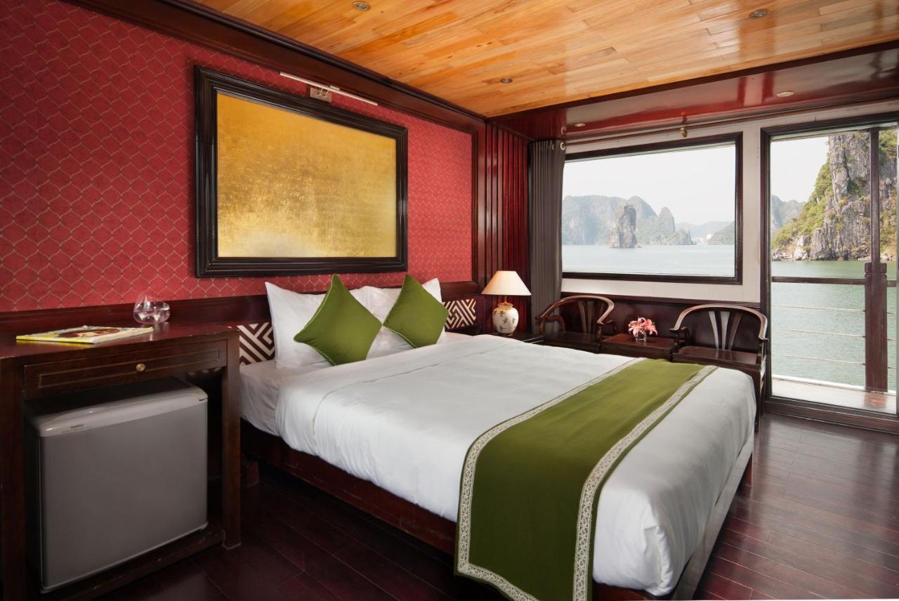 Garden Bay Premium Cruise Hotel Ha Long Exterior photo